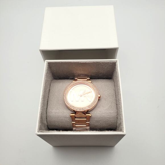 New Michael Kors MK5865 Women's Parker Rose Gold-Tone MK Logo Dial Watch - Picture 1 of 8